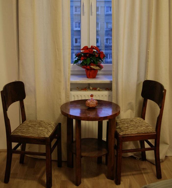 Apartment4You - Solidarnosci Варшава Екстериор снимка